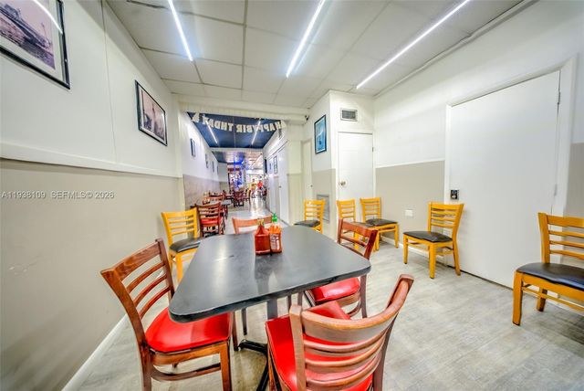 1910 SW 1st St, Miami, FL 33135