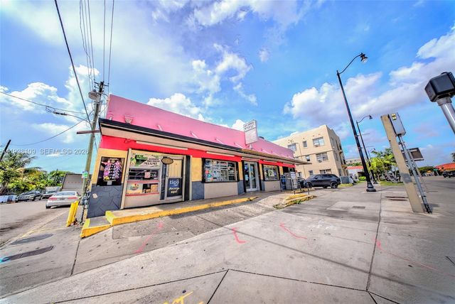 1910 SW 1st St, Miami, FL 33135