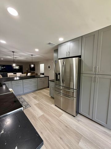 20 Westgate Lane F, Boynton Beach, FL 33436