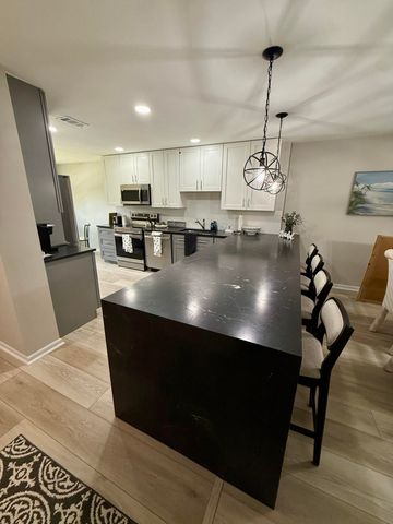 20 Westgate Lane F, Boynton Beach, FL 33436