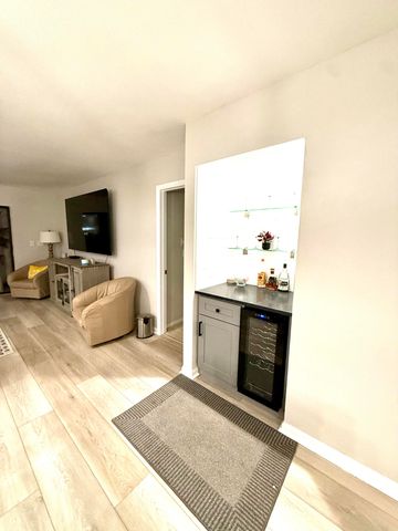 20 Westgate Lane F, Boynton Beach, FL 33436