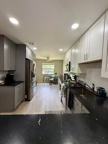 20 Westgate Lane F, Boynton Beach, FL 33436