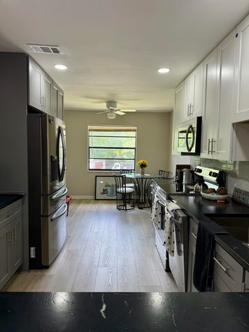 20 Westgate Lane F, Boynton Beach, FL 33436