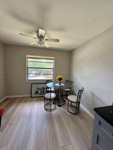 20 Westgate Lane F, Boynton Beach, FL 33436