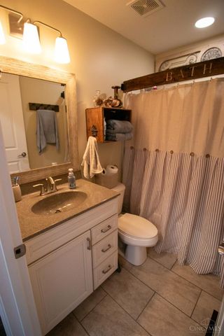 1331 Peregrine Way, Hamilton, OH 45013