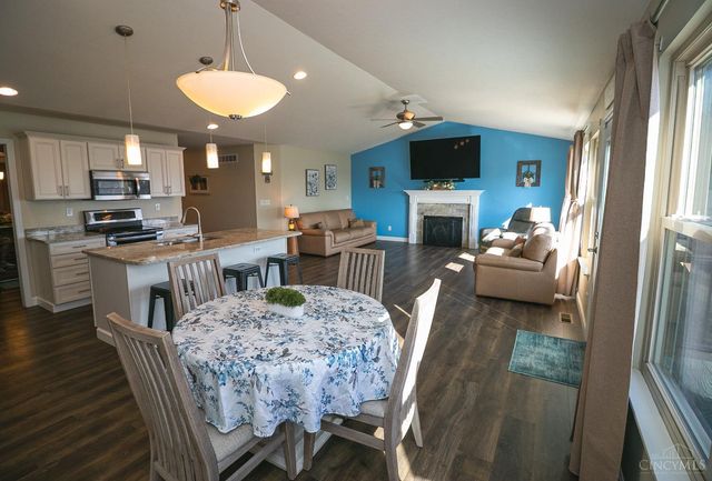 1331 Peregrine Way, Hamilton, OH 45013