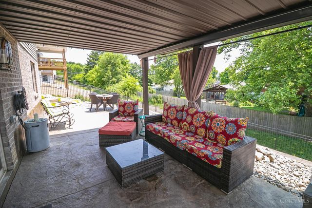 1331 Peregrine Way, Hamilton, OH 45013