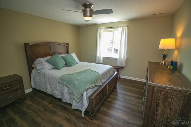 1331 Peregrine Way, Hamilton, OH 45013