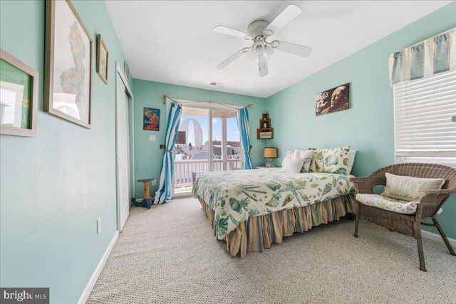 430 W PINE AVE, Wildwood, NJ 08260