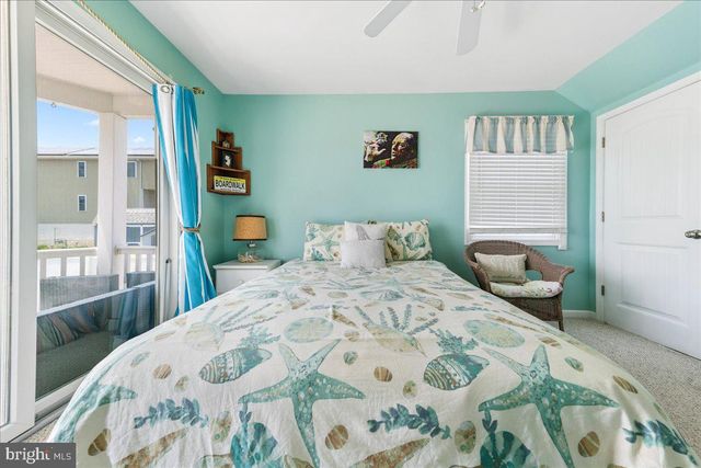 430 W PINE AVE, Wildwood, NJ 08260