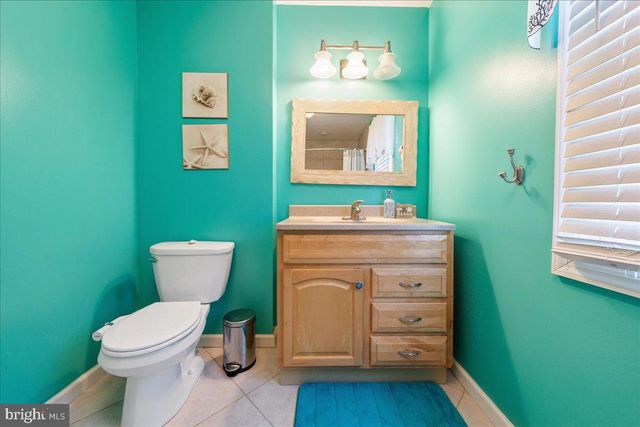 430 W PINE AVE, Wildwood, NJ 08260