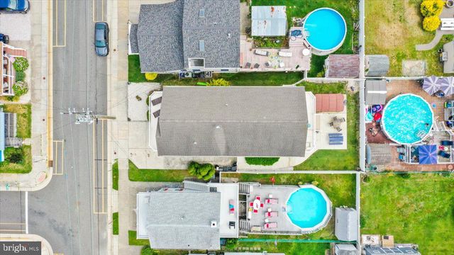 430 W PINE AVE, Wildwood, NJ 08260