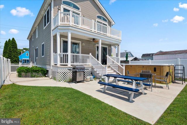 430 W PINE AVE, Wildwood, NJ 08260
