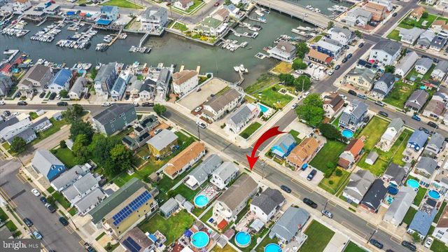 430 W PINE AVE, Wildwood, NJ 08260