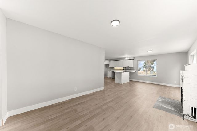 211 W Linden Street, Harrington, WA 99134