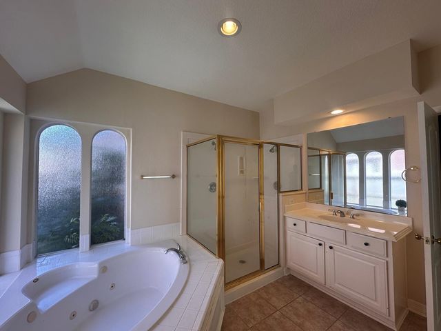 5819 Brook Bend Drive, Sugar Land, TX 77479