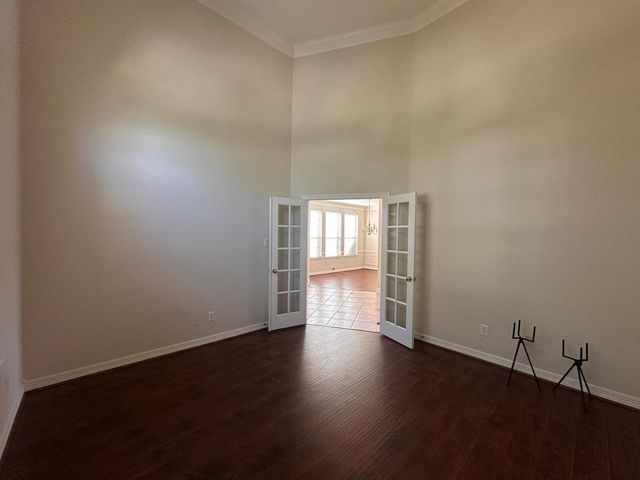 5819 Brook Bend Drive, Sugar Land, TX 77479