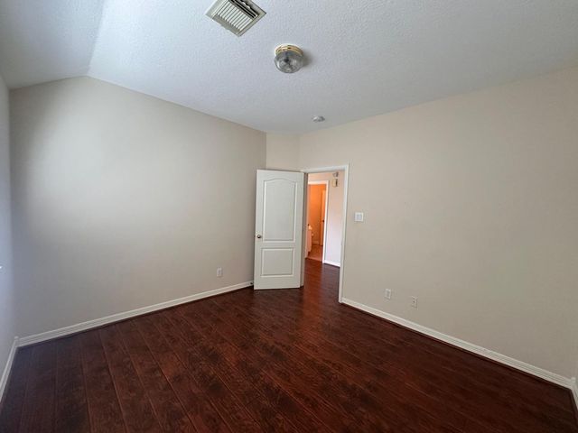 5819 Brook Bend Drive, Sugar Land, TX 77479