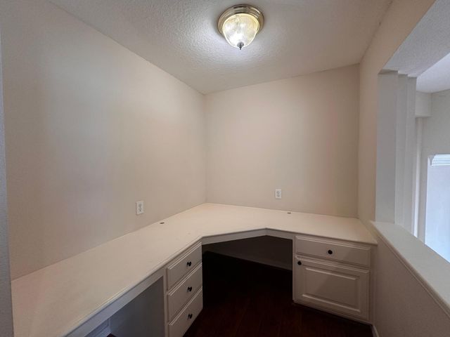 5819 Brook Bend Drive, Sugar Land, TX 77479