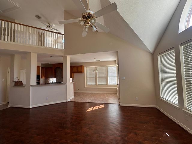 5819 Brook Bend Drive, Sugar Land, TX 77479