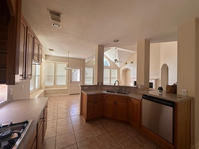 5819 Brook Bend Drive, Sugar Land, TX 77479