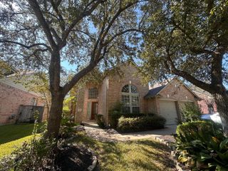 5819 Brook Bend Drive, Sugar Land, TX 77479