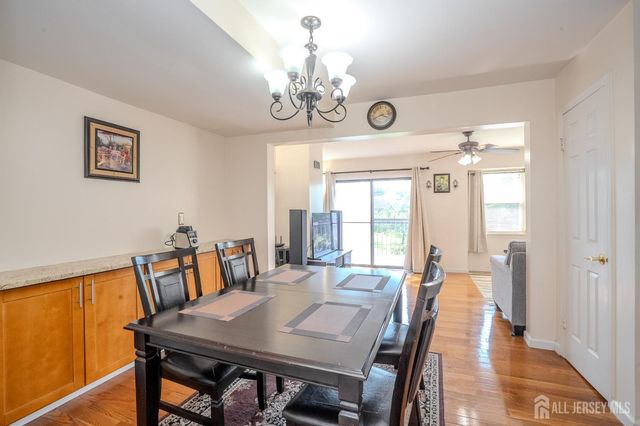 6005 N Oaks Boulevard, North Brunswick, NJ 08902