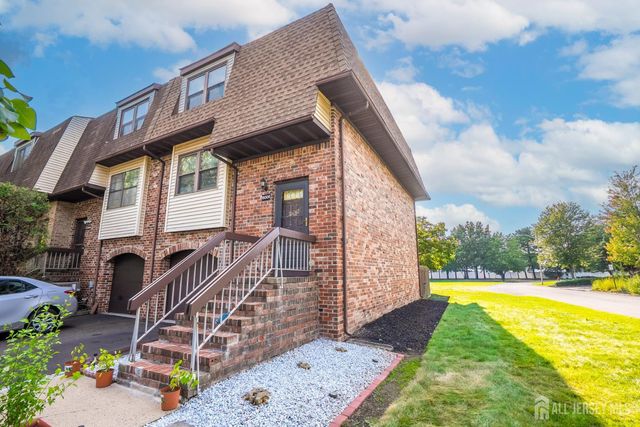 6005 N Oaks Boulevard, North Brunswick, NJ 08902