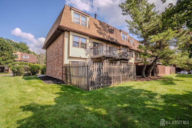 6005 N Oaks Boulevard, North Brunswick, NJ 08902