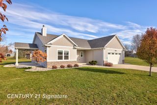 10060 Hemphill Drive, Freeland, MI 48623
