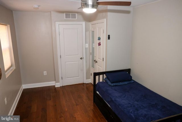 6218 PINE ST, Philadelphia, PA 19143