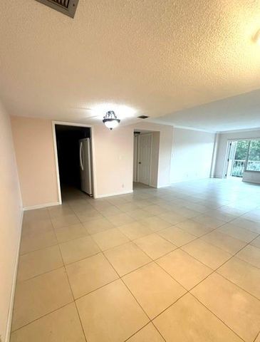 10777 W Sample Rd 418, Coral Springs, FL 33065