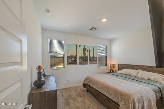 9132 W ROMA Avenue, Phoenix, AZ 85037