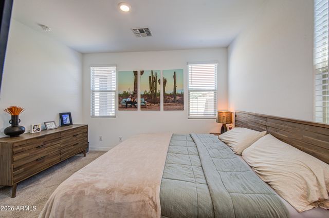 9132 W ROMA Avenue, Phoenix, AZ 85037