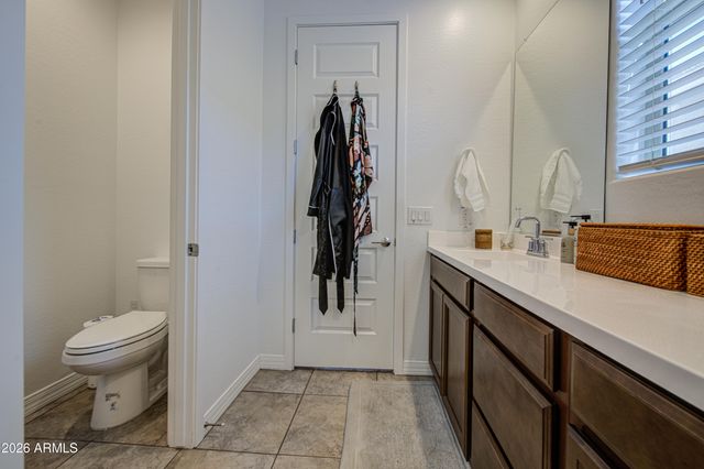 9132 W ROMA Avenue, Phoenix, AZ 85037