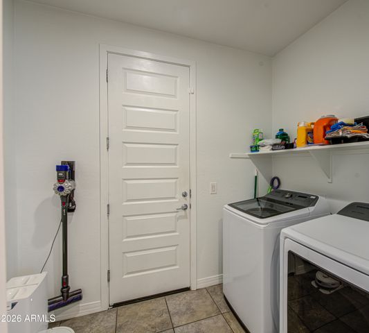 9132 W ROMA Avenue, Phoenix, AZ 85037