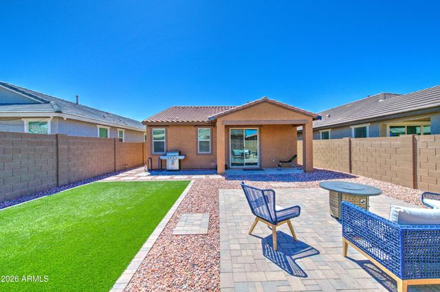 9132 W ROMA Avenue, Phoenix, AZ 85037