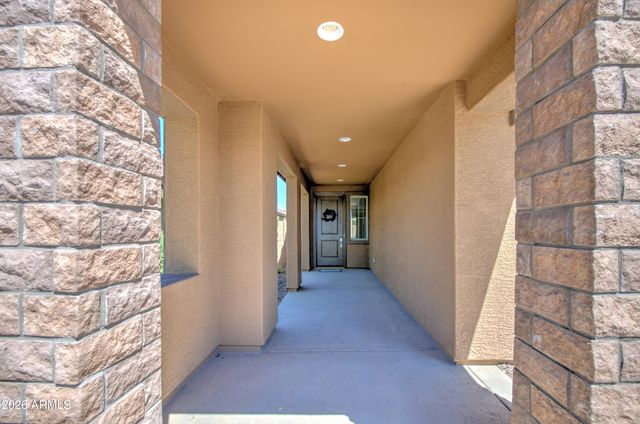 9132 W ROMA Avenue, Phoenix, AZ 85037