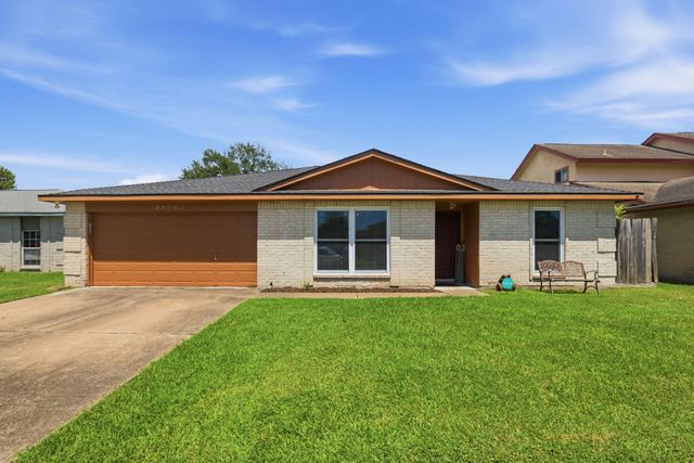 10419 Odessa Drive, Sugar Land, TX 77498