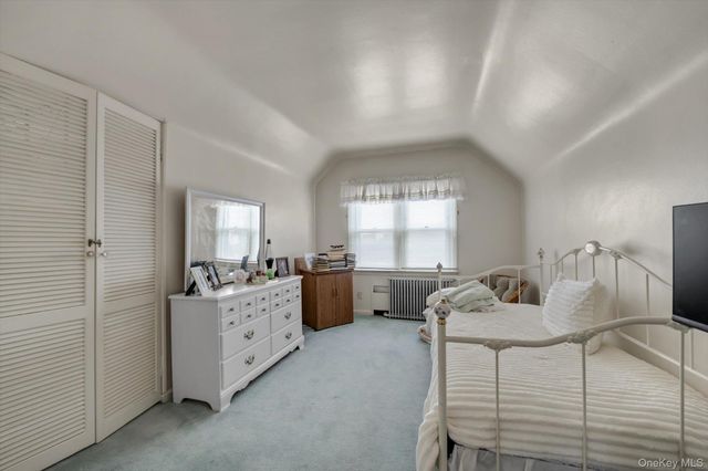 159-06 100 Street, Howard Beach, NY 11414