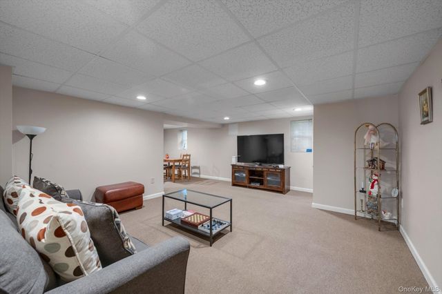 159-06 100 Street, Howard Beach, NY 11414