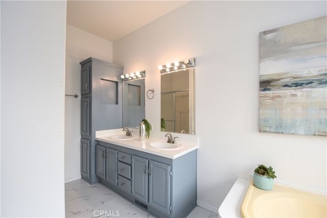 33060 Almond, Wildomar, CA 92595