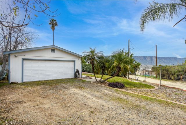 33060 Almond, Wildomar, CA 92595