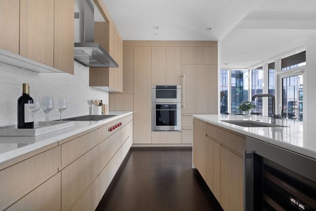 150 Seaport Blvd 12B, Boston, MA 02210