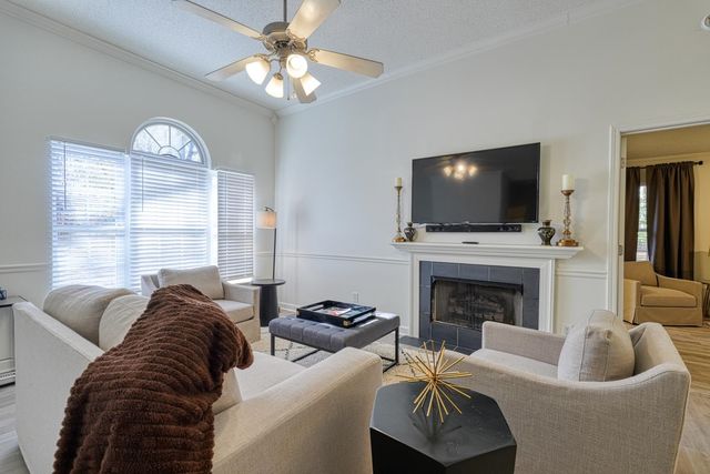 921 Hollyhock Court, Boiling Springs, SC 29316