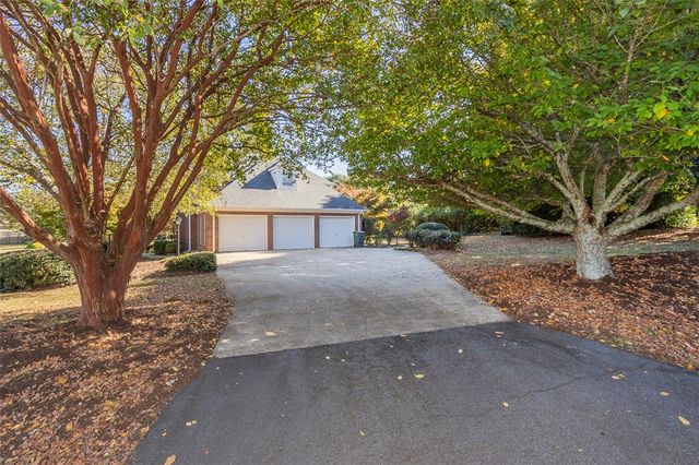 300 Hopewell Ridge, Anderson, SC 29621