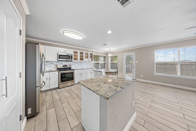 115 Autumn Trail, Red Oak, TX 75154