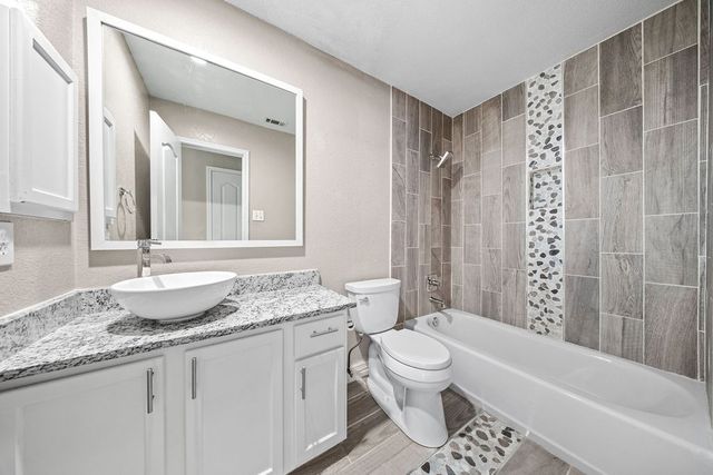 115 Autumn Trail, Red Oak, TX 75154