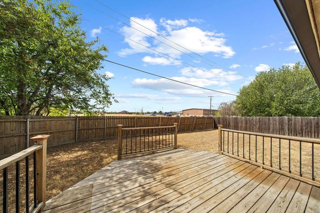 115 Autumn Trail, Red Oak, TX 75154