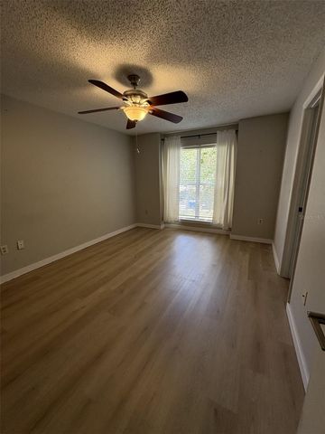4211 CHATHAM OAK COURT 114, Tampa, FL 33624